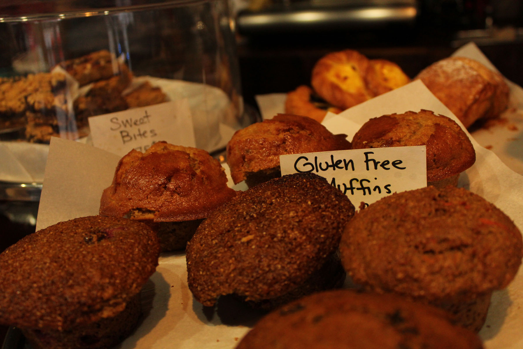 Gluten Free Muffins [Photo courtesy: Kaori Fujishima]